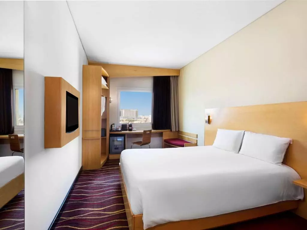 ibis Muscat
